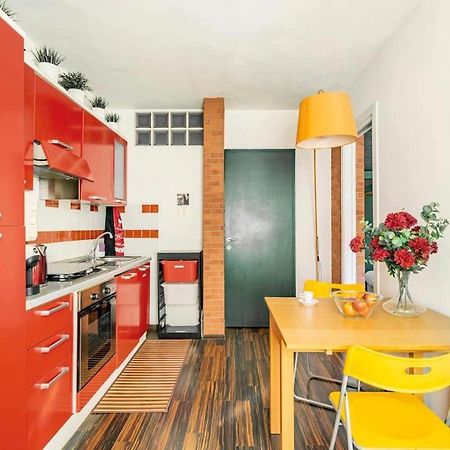 Lovely Apartment Navigli Milaan Buitenkant foto