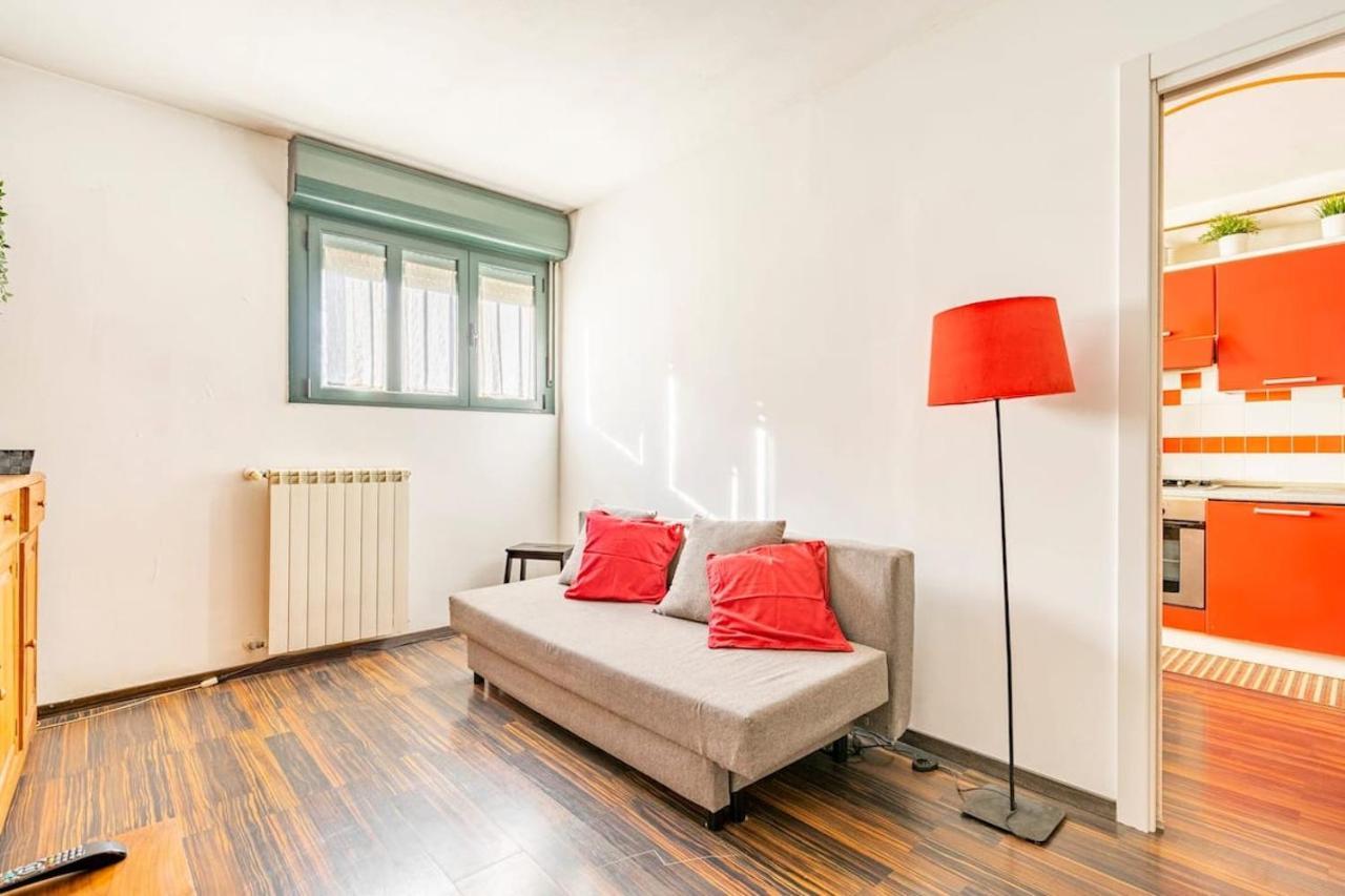 Lovely Apartment Navigli Milaan Buitenkant foto
