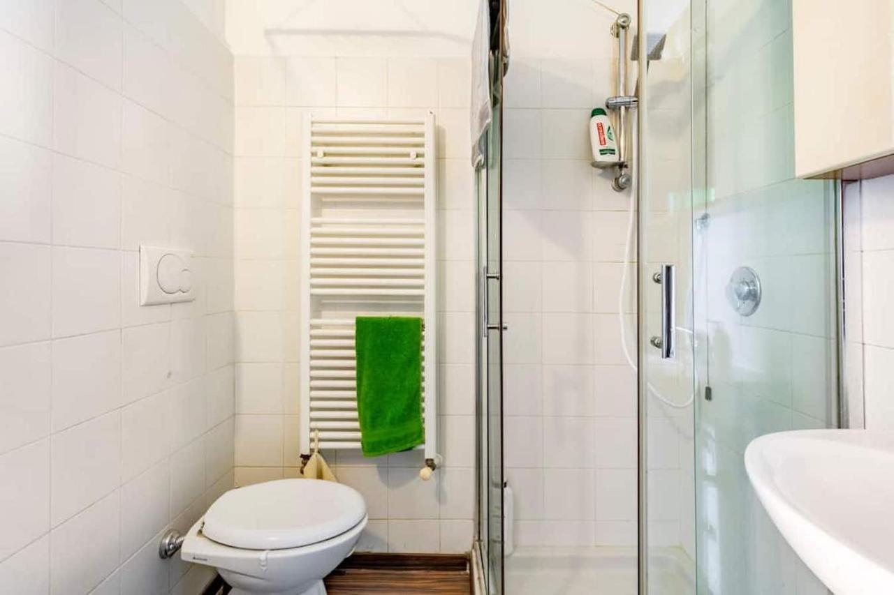 Lovely Apartment Navigli Milaan Buitenkant foto